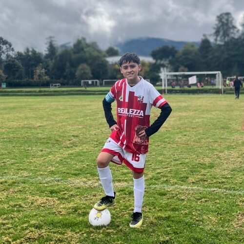 Uniforme “Pasión Roja”